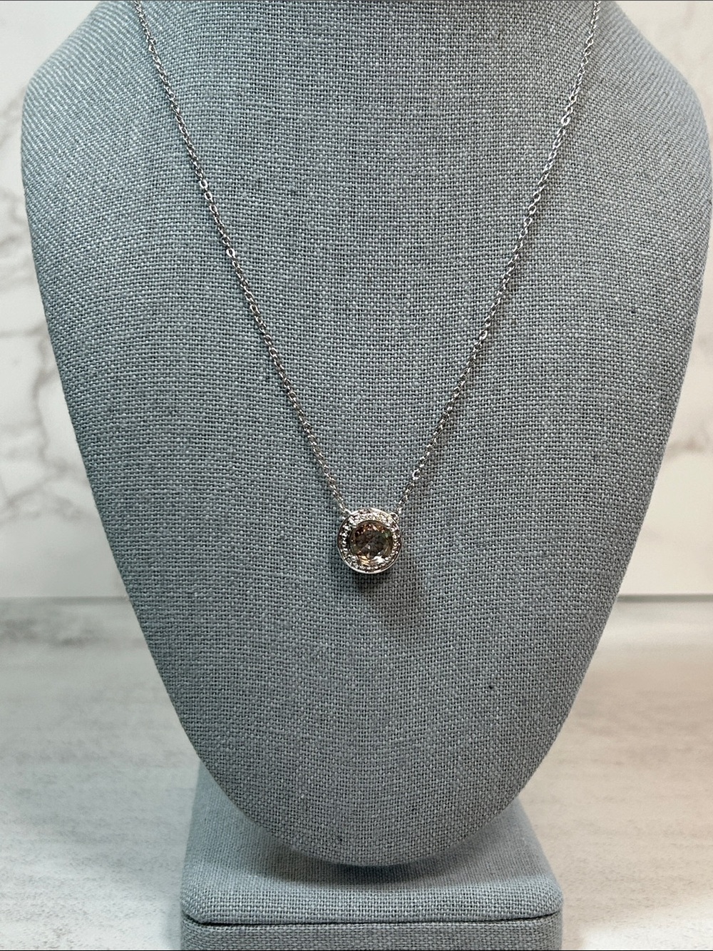 Dazzling Silver Halo Pendant Pink Champagne Center Crystal Necklace
